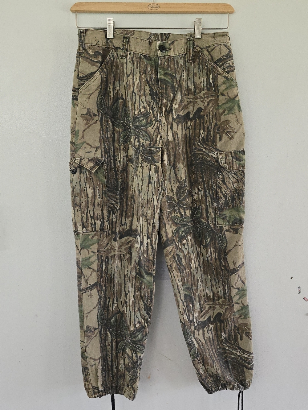 Vintage Liberty Pants Mens S Realtree Hardwoods Camo Cargo Pockets Hunting *read